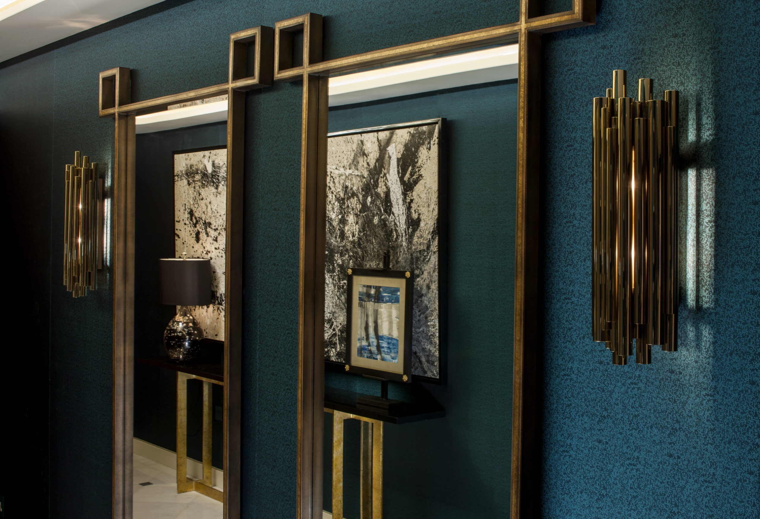 LI428_Hallway_Detail_01 largee